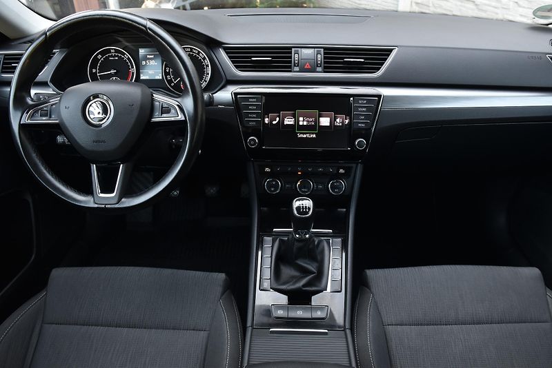 Škoda Superb 2.0 TDi CR,DKLIMA,VÝHŘEV,TEMP - fotka 40 z 50
