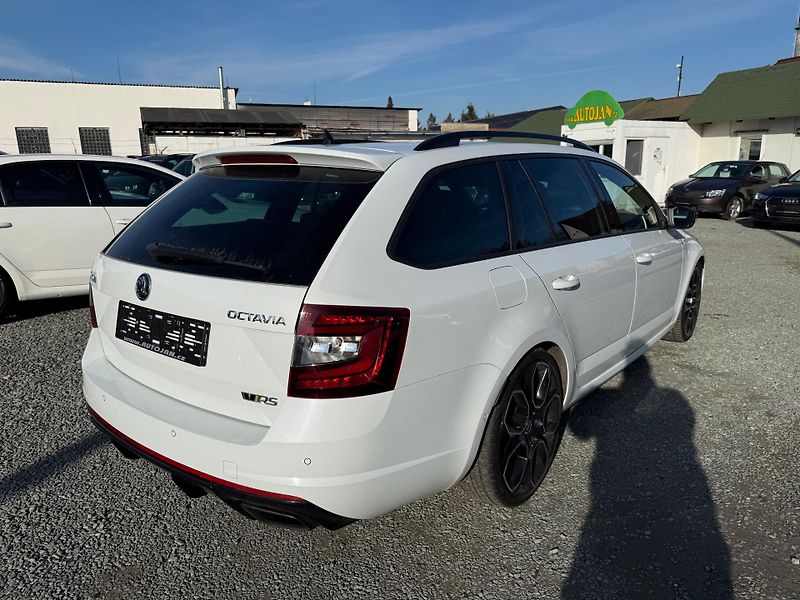 Škoda Octavia 2.0 TSI RS 245 DSG - fotka 6 z 13
