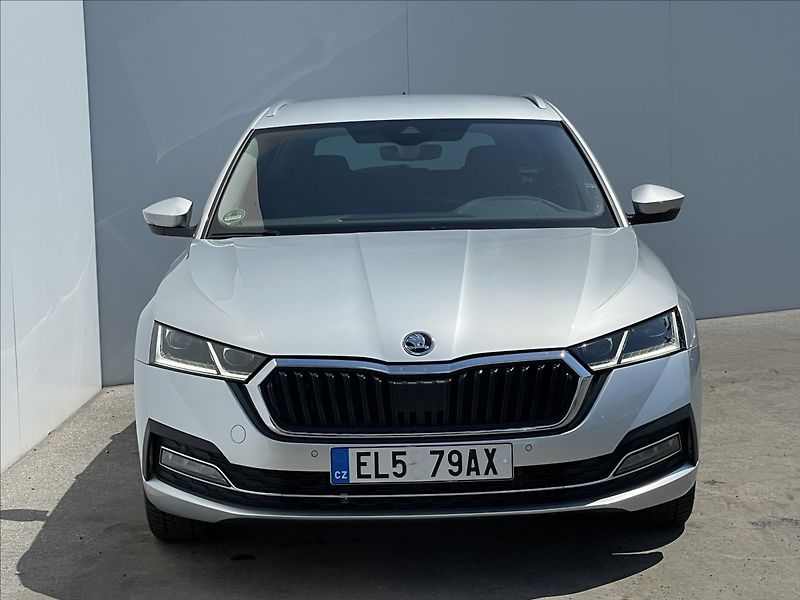 Škoda Octavia 1,4 TSI DSG Style Plus ACC  iV - fotka 22 z 24