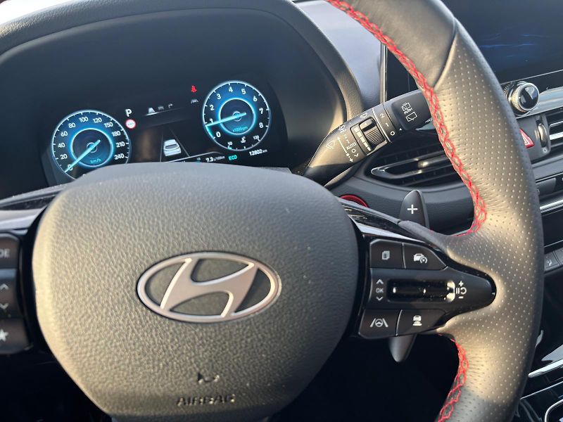 Hyundai i30 1.5 T-GDI MHEV DCT N-Line - fotka 17 z 29
