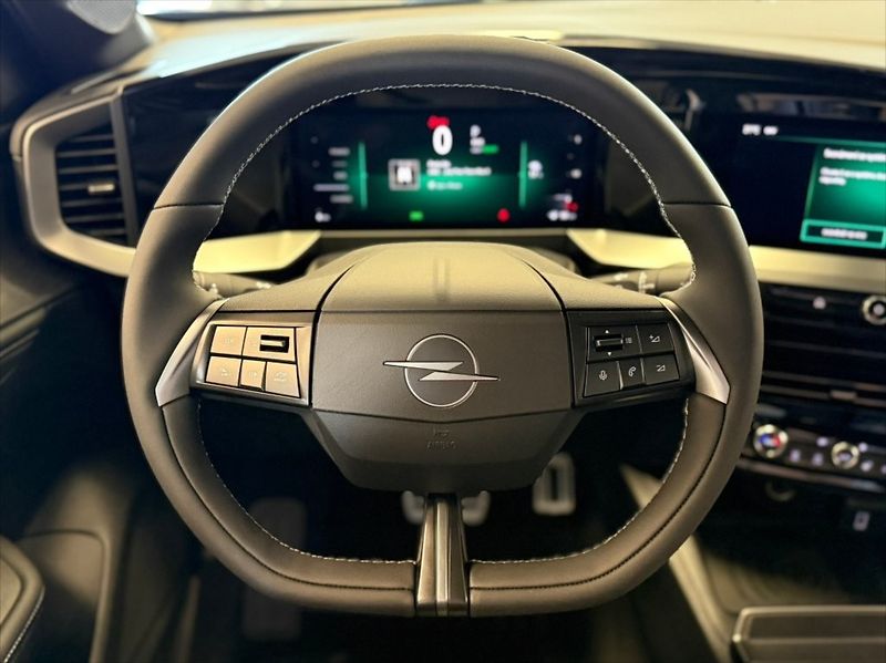 Opel Mokka (2024) 0.1 Electric GS 115kW/156k - fotka 9 z 12