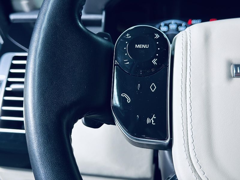 Land Rover Range Rover (2019) 4.4*V8*SD*VOGUE*TOP*CZ - fotka 20 z 45