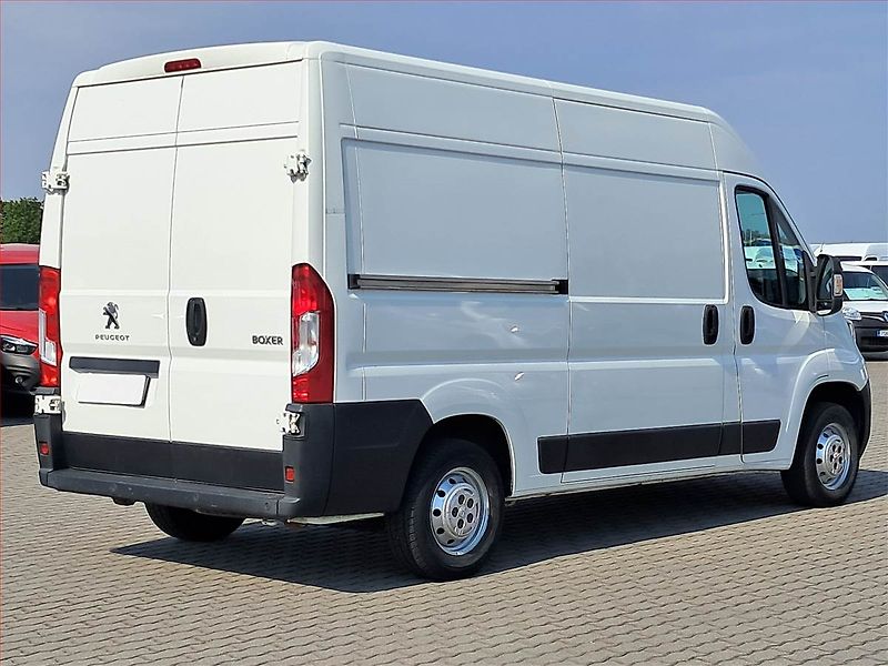 Peugeot Boxer (2018) 2.0 BlueHDi, L2H2, 1.0t - fotka 5 z 12