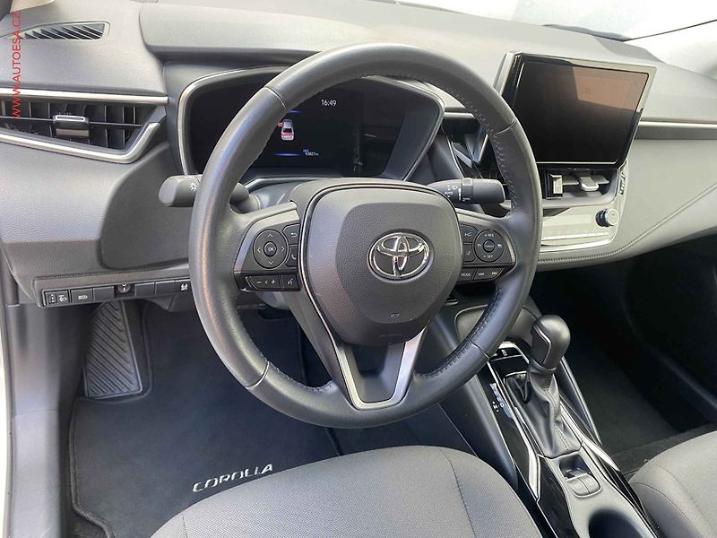 Toyota Corolla (2023) 1.5i, 1.maj,ČR, servis.kniha - fotka 12 z 20