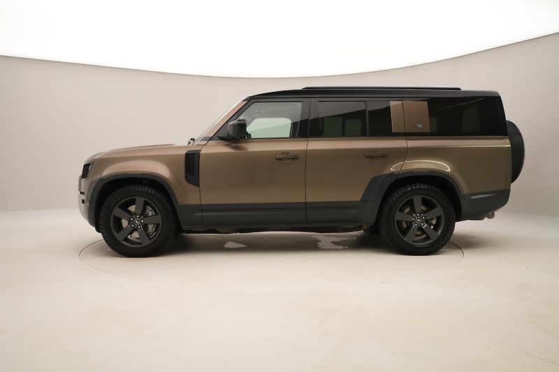 Land Rover Defender 130 D300 SE AWD AUT CZ 8míst - fotka 9 z 54