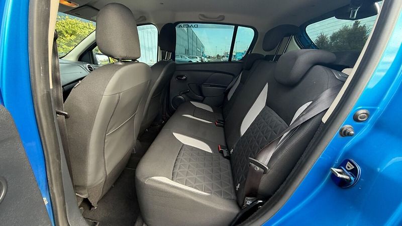 Dacia Sandero STEPWAY - fotka 10 z 16