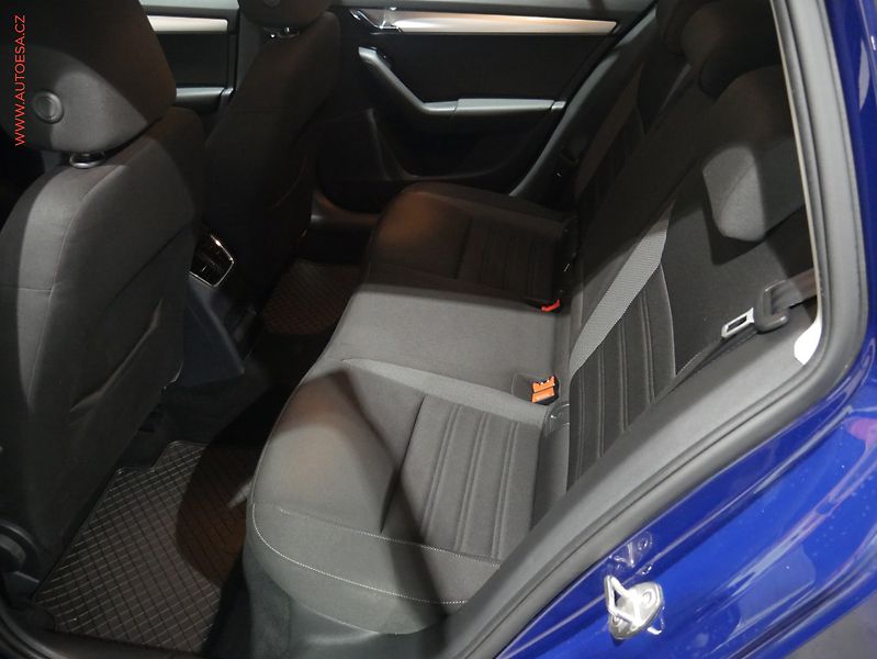 Škoda Octavia (2018) 1.6 TDi, 2.maj,ČR, Ambition - fotka 10 z 17