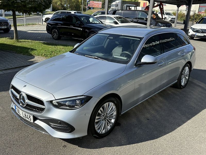Mercedes-Benz Třídy C (2025) 220 d 4MATIC kombi - fotka 38 z 40