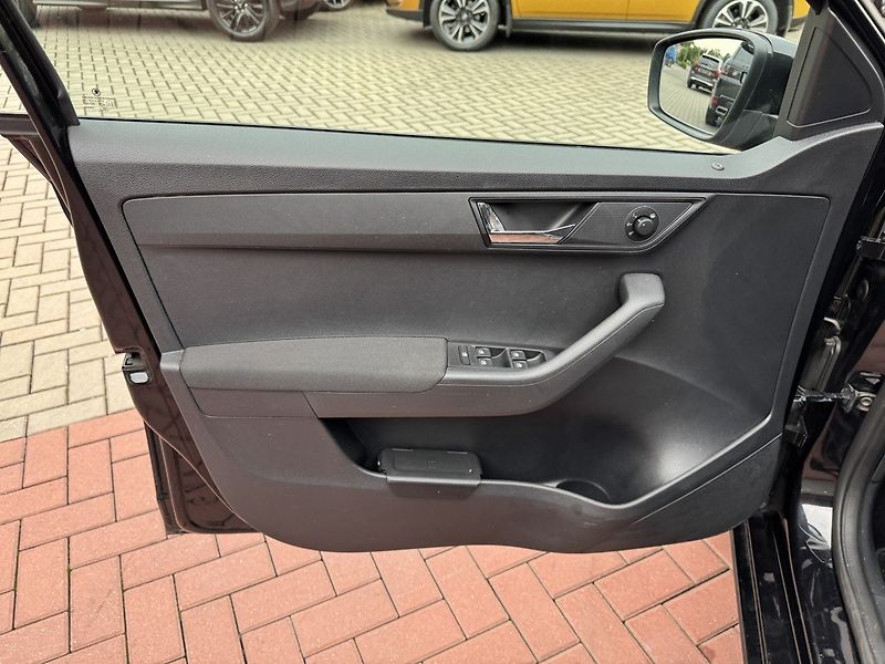 Škoda Fabia (2017) 1.2TSi Style Navi Digi Klima - fotka 26 z 49