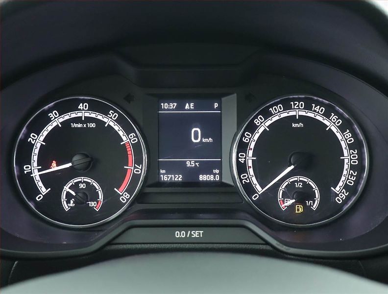 Škoda Octavia (2019) 1.5 TSI, Automat, Navi - fotka 11 z 21