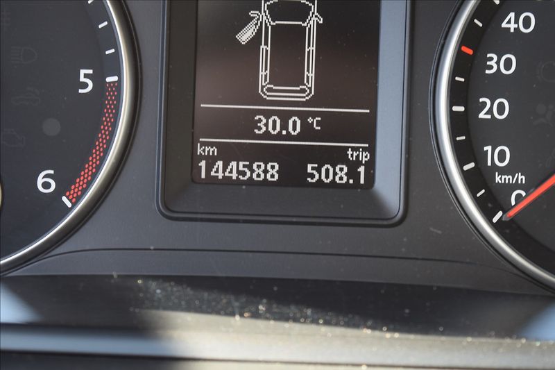 Volkswagen Caddy 2,0 TDI 75KW ODPOČET 2XPNEU - fotka 40 z 50