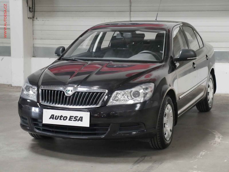 Škoda Octavia (2010) 1.2 TSI, 2.maj,ČR, AC, STK8 - fotka 3 z 14