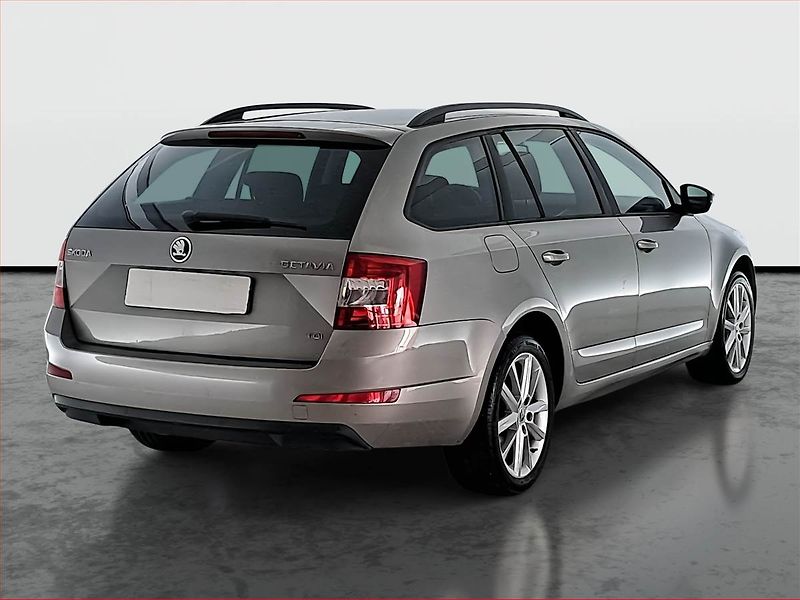 Škoda Octavia (2014) 1.6 TDI, Tempomat - fotka 5 z 16