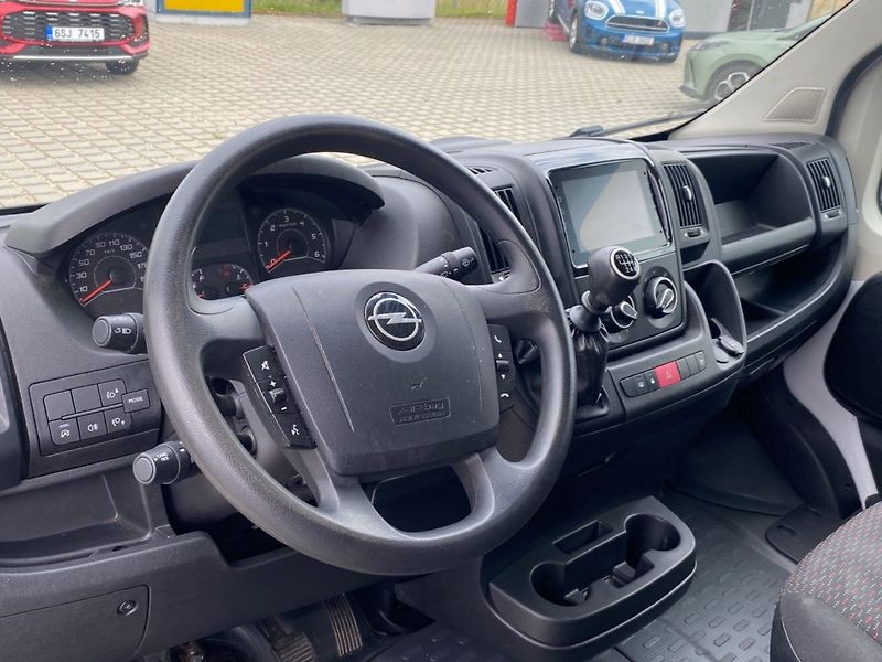 Opel Movano (2023) VAN L3H2 2.2D (103kW/140k) MT6 - fotka 12 z 25