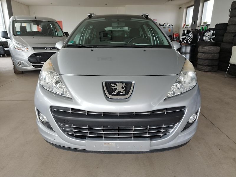 Peugeot 207 (2011) SW,1,4I,70KW,KLIMA,naj.115tkm - fotka 2 z 17