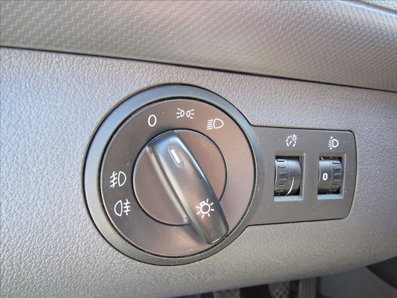 Volkswagen Caddy 1,9 TDi 77kW - fotka 18 z 23
