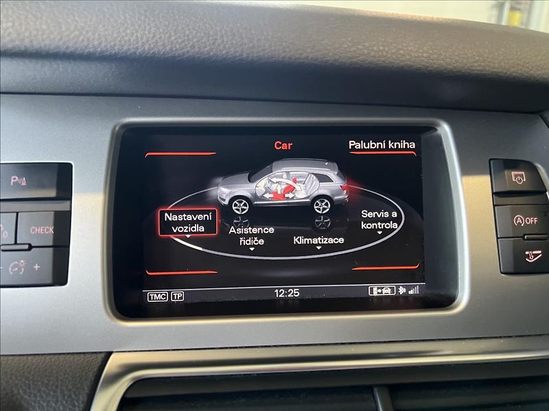 Audi Q7 3,0 TDi QUATTRO 7-MÍST - fotka 26 z 34