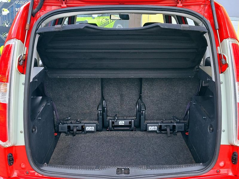 Škoda Roomster TSi *SERV.KNÍŽKA* KLIMATIZACE - fotka 14 z 40