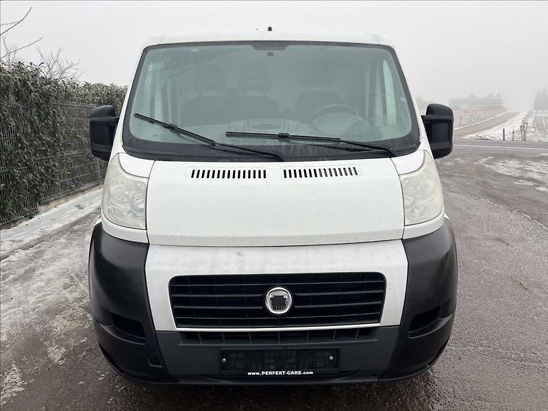 Fiat Ducato 2.2 JTD L1H1 NOVÉ PNEU VSTŘIKY - fotka 2 z 26
