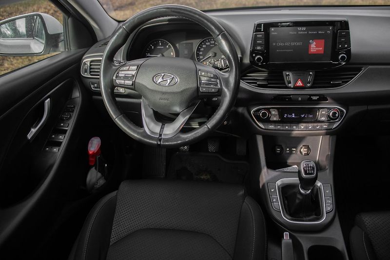 Hyundai i30 - fotka 28 z 29