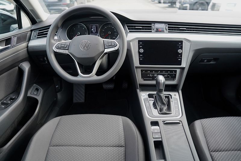 Volkswagen Passat (2020) B8 2.0TDi 90kW DSG - fotka 28 z 45