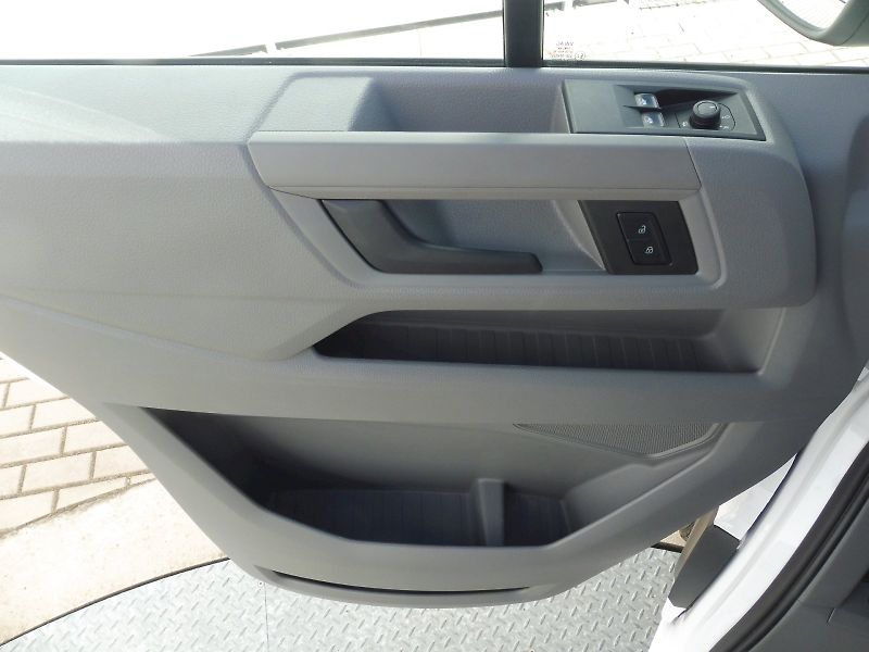 Volkswagen Crafter (2026) 35 DR 2,0 TDI 130kW - fotka 17 z 25