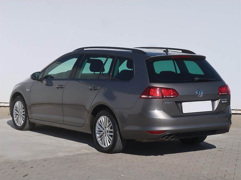Volkswagen Golf (2014) 2.0 TDI, Serv.kniha, Navi - fotka 4 z 18