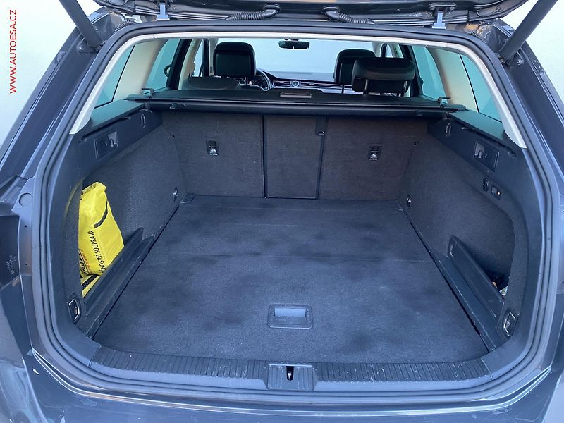Volkswagen Passat (2015) 2.0 TDi 4x4, ČR, Highline - fotka 7 z 18