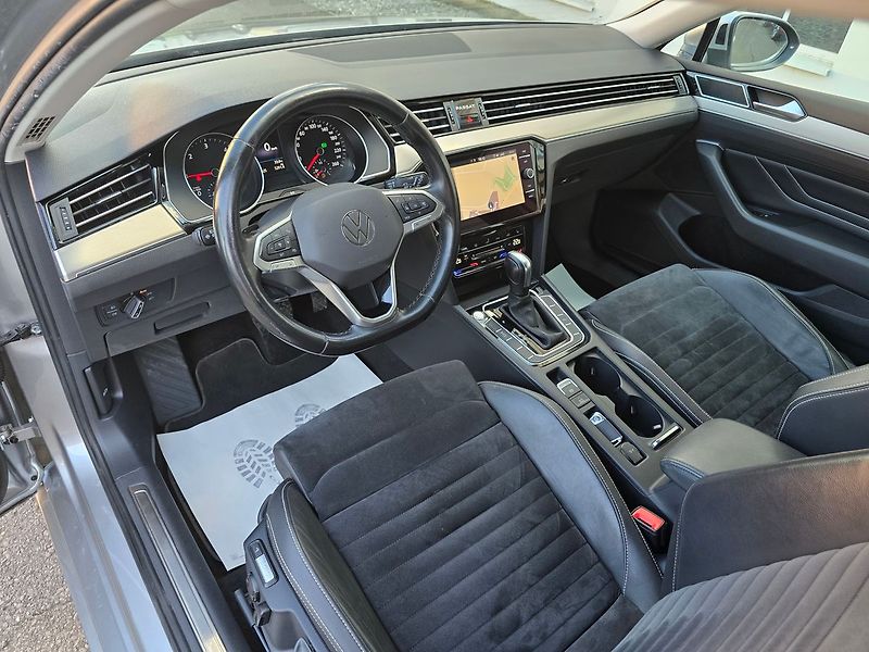 Volkswagen Passat DSG 2,0TDI ELEGANCE NAVI - DPH - fotka 8 z 18