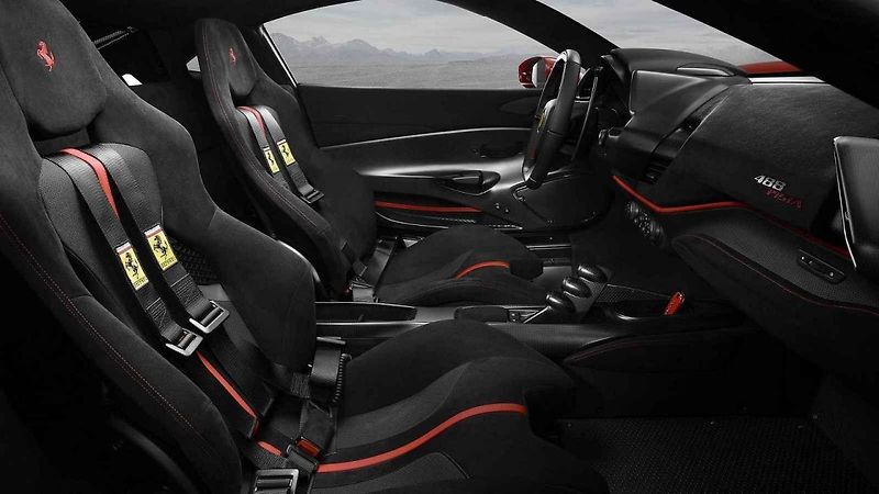 Zrychlení Ferrari 488 Pista z nuly na 100 km/h.