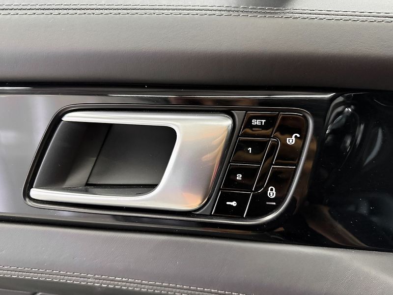 Porsche Panamera 4S DIESEL PDK, VZDUCH, WEBASTO - fotka 27 z 33