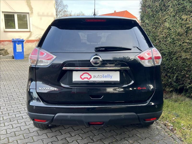 Nissan X-Trail 1,6 dCi  7-míst automat - fotka 4 z 38