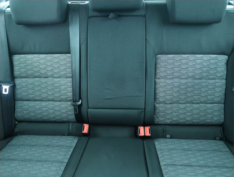Škoda Octavia (2010) 2.0 TDI, Serv.kniha, Tempomat - fotka 10 z 17