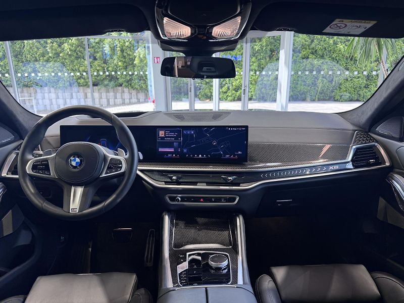 BMW X6 xDrive30d M-Sport - fotka 15 z 31