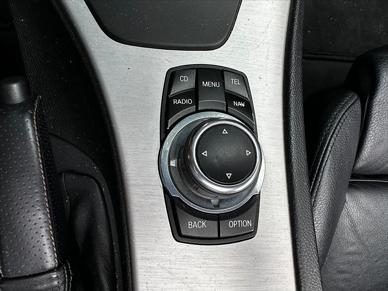 BMW Řada 3 325d kabrio, automat - fotka 36 z 46