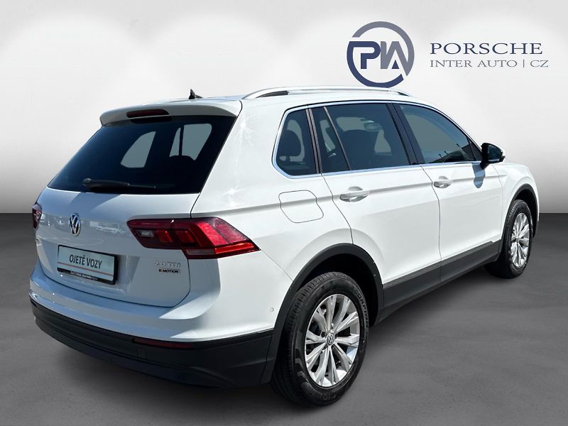 Volkswagen Tiguan 2,0 TDI 4x4 7DSG COMFORTLINE - fotka 2 z 30