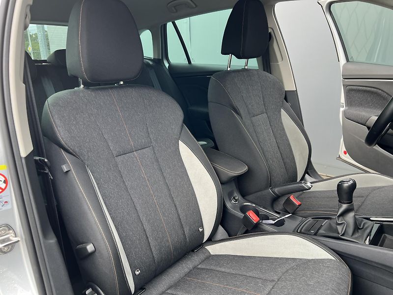 Škoda Scala (2022) 1,5TSi 110kW STYLE - fotka 32 z 38