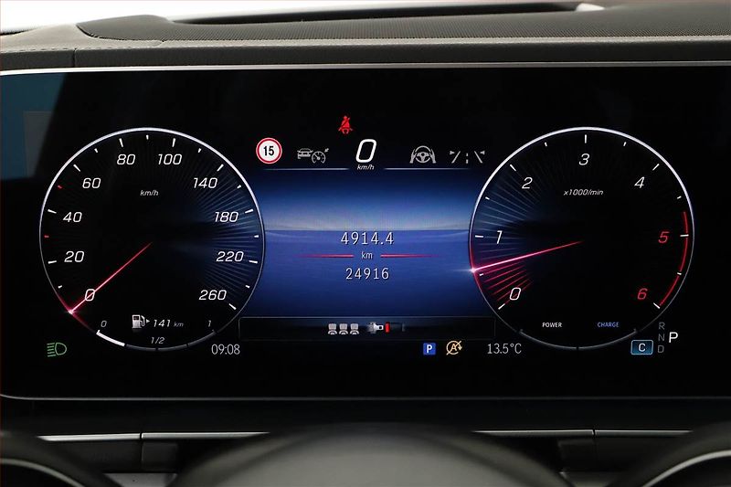 Mercedes-Benz GLE (2024) 450 d, AMG Line, HUD - fotka 8 z 22