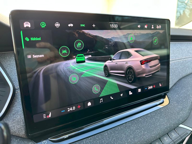 Škoda Octavia (2024) 1.5 TSI 110kW MHEV Top Selecti - fotka 17 z 24