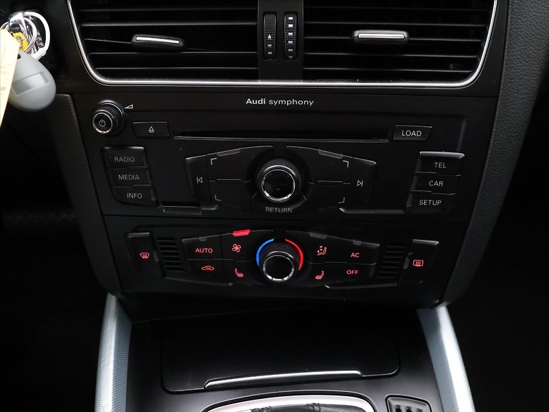 Audi Q5 2,0 TDI 125kW Quattro S-Tronic - fotka 21 z 31