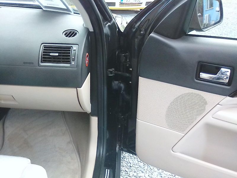 Ford Mondeo (2007) 1.8i 16V Ghia , závěs - fotka 21 z 35