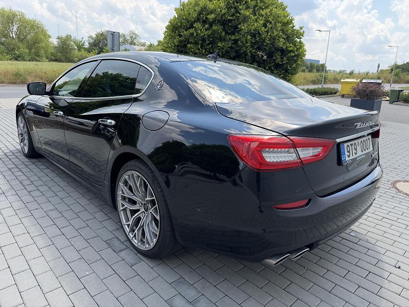 Maserati Quattroporte (2015) 3.0 V6 BUSSINES DIESEL DPH! - fotka 6 z 23