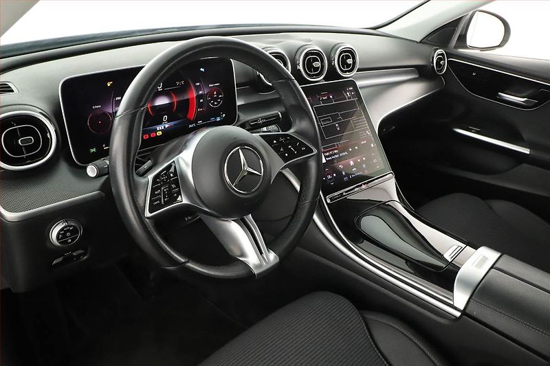 Mercedes-Benz Třídy C (2023) C 180 - fotka 21 z 24