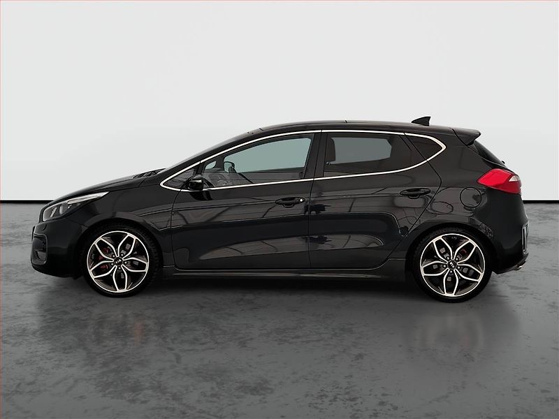 Kia Ceed (2017) 1.6 T-GDI GT, Serv.kniha, Kůže - fotka 3 z 21