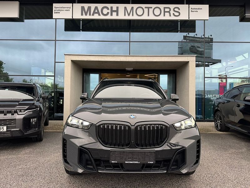 BMW X5 40d xDrive Masáže Ventilace Ne - fotka 2 z 18