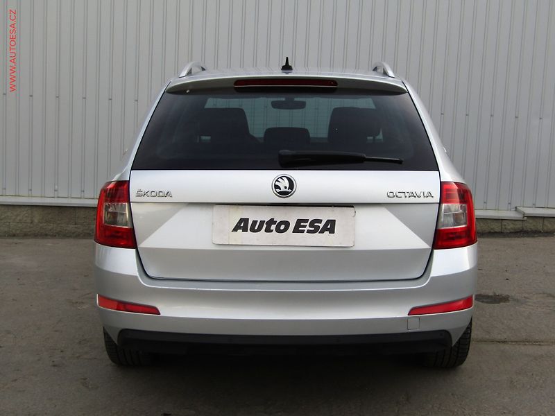 Škoda Octavia (2016) 1.6 TDi, ČR, Style, TZ - fotka 5 z 18
