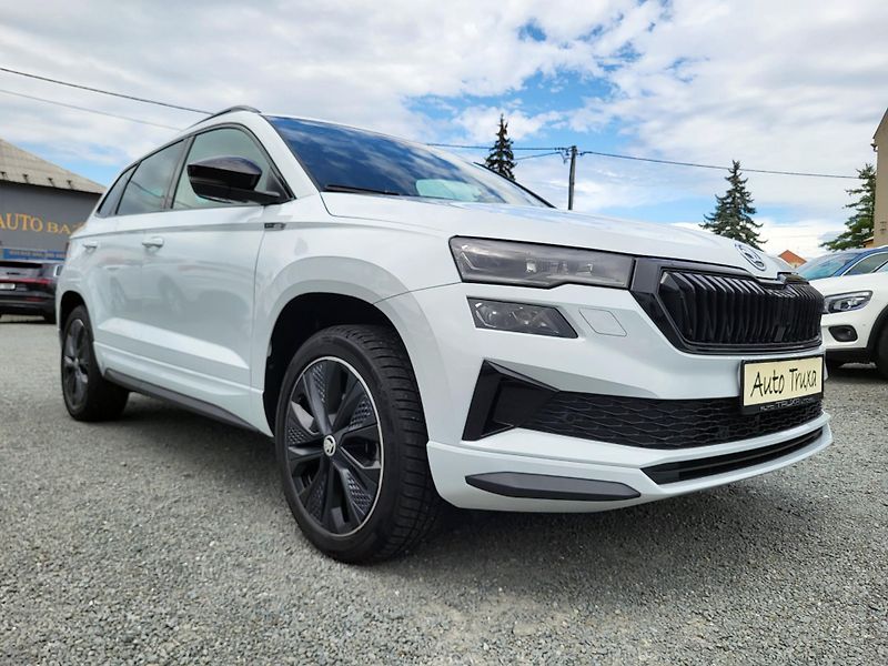 Škoda Karoq 1.5 TSI 110kW DSG SPORTLINE - fotka 33 z 48