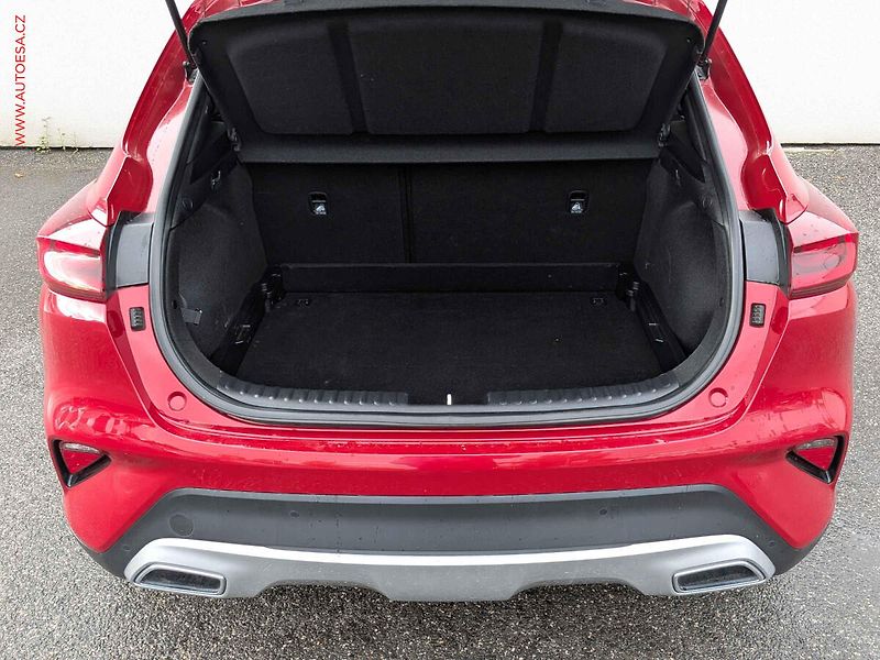 Kia XCeed (2022) 1.5 TGDi, ČR, Premium, navi - fotka 7 z 17