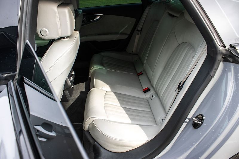 Audi A7 - fotka 21 z 23