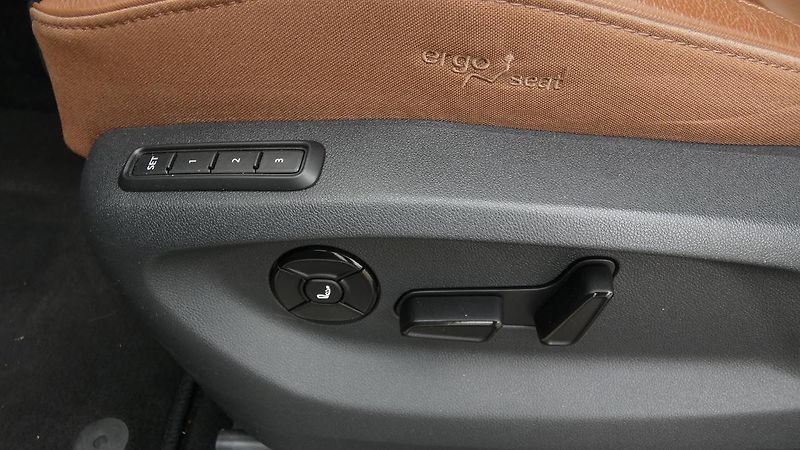 Škoda Kodiaq 2,0 TDi Selection 142 kW 4x4 D - fotka 25 z 31